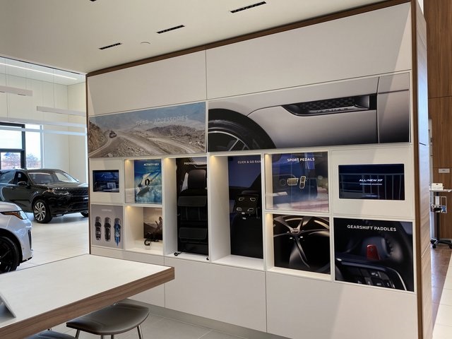 Vehicle image 59 of 77