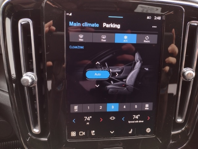 Vehicle image 45 of 77