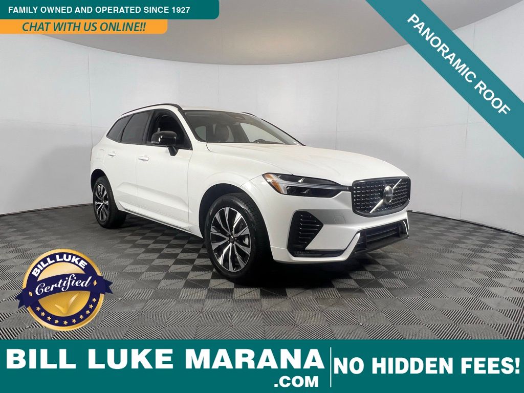 2024 Volvo XC60 Core Dark Theme Image 2 of 43