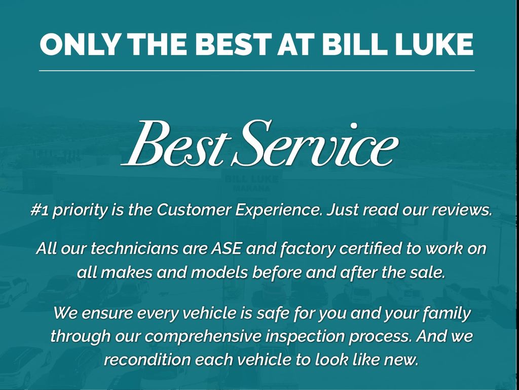 2024 Volvo XC60 Core Dark Theme Image 27 of 43