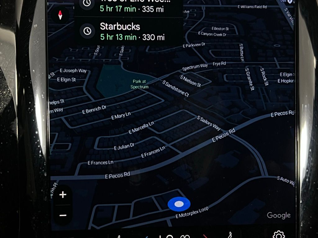 2024 Volvo XC60 Core Dark Theme Image 37 of 43