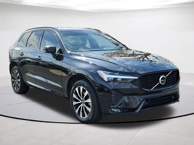 2024 Volvo XC60 Plus Dark Theme Image 3 of 29