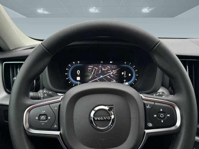 2024 Volvo XC60 Core Dark Theme Image 33 of 39
