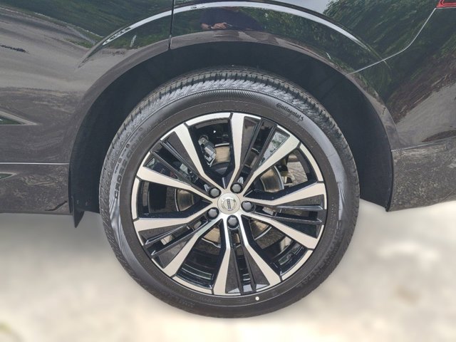 2024 Volvo XC60 Ultimate Dark Theme Image 10 of 42