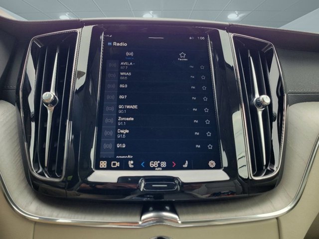 2024 Volvo XC60 Ultimate Dark Theme Image 42 of 42