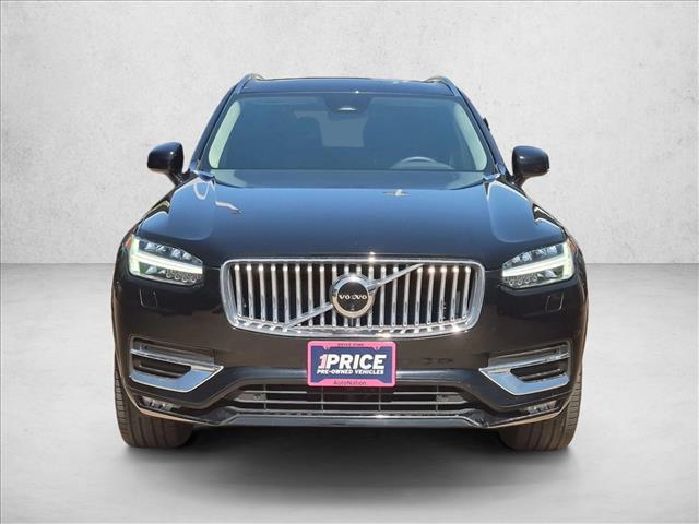 2024 Volvo XC90 Plus Bright Theme Image 2 of 28