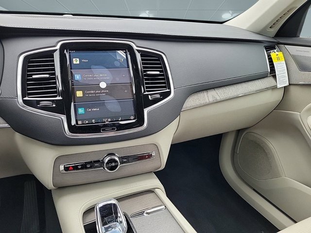 2024 Volvo XC90 Recharge Plug-In Hybrid Ultimate Image 34 of 36