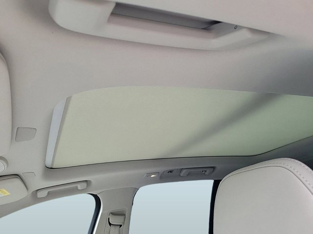 2024 Volvo XC90 Recharge Plug-In Hybrid Ultimate Image 33 of 36