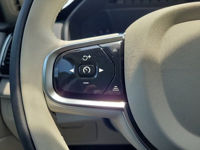 2024 Volvo XC90 Recharge Plug-In Hybrid Ultimate Image 33 of 35