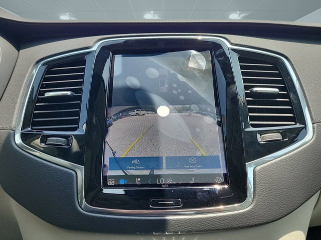 2024 Volvo XC90 Recharge Plug-In Hybrid Ultimate Image 21 of 35
