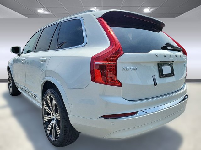 2024 Volvo XC90 Recharge Plug-In Hybrid Ultimate Image 8 of 35