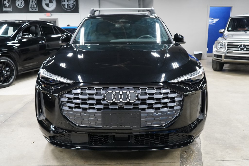 2025 Audi Q5 Premium Plus Image 2 of 35
