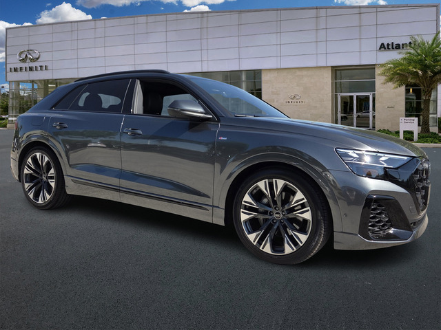 2025 Audi Q8 Premium Plus Image 2 of 39