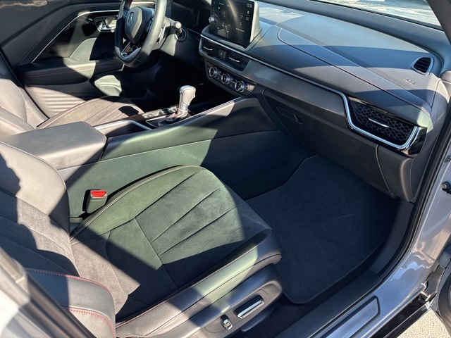 2025 Acura ADX w/A-Spec Package Image 21 of 40