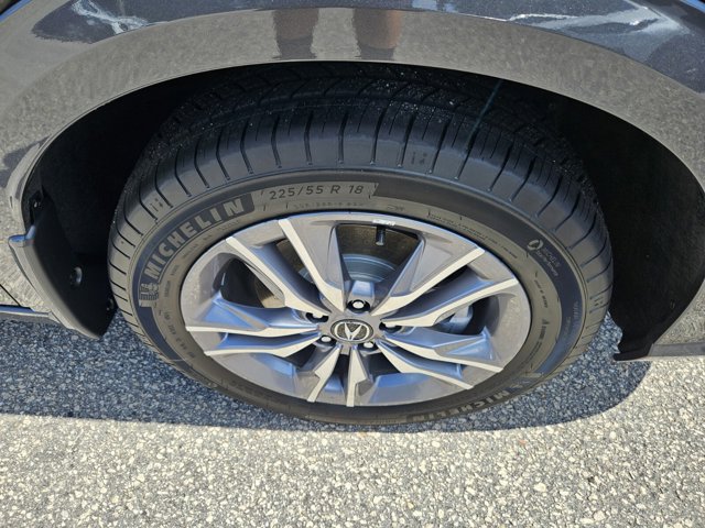 Vehicle image 6 of 13