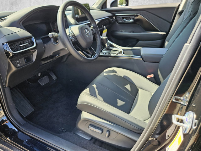 Vehicle image 10 of 13