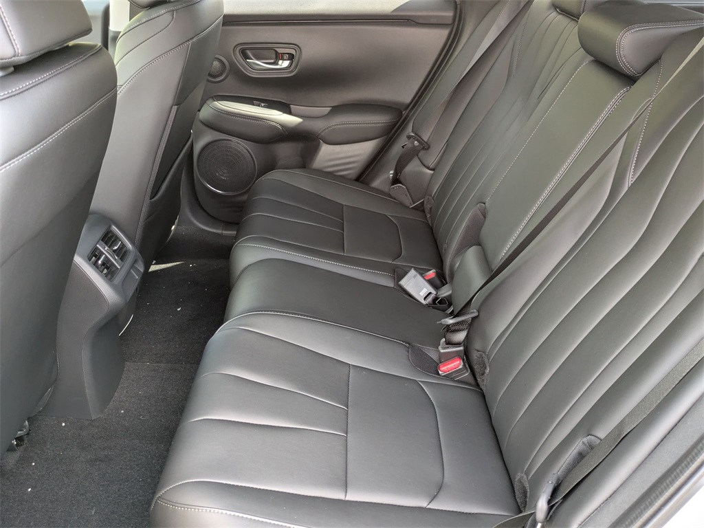 2025 Acura ADX Base Image 11 of 29