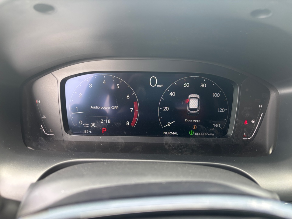 Vehicle image 11 of 35