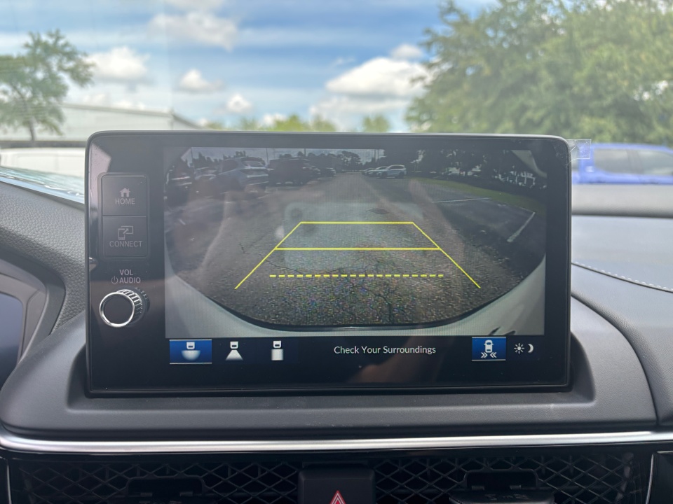 Vehicle image 19 of 35