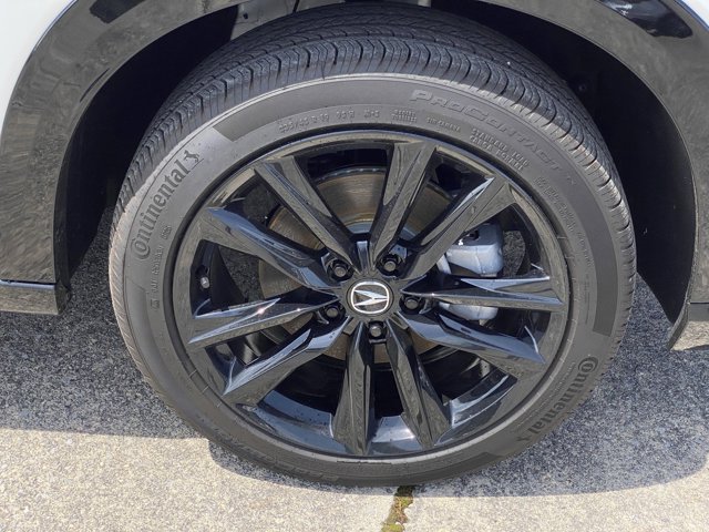 Vehicle image 16 of 17