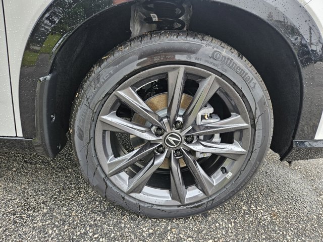 Vehicle image 11 of 13