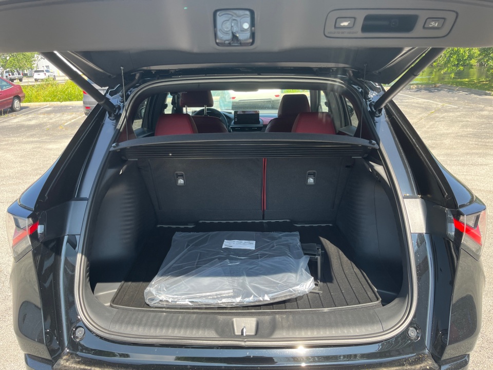 Vehicle image 15 of 35