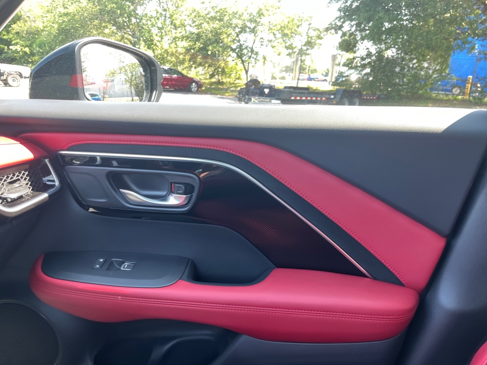 Vehicle image 29 of 35