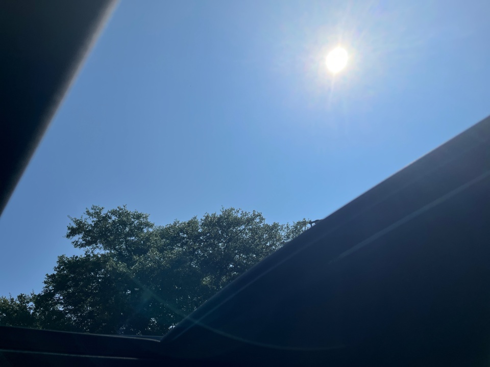 Vehicle image 21 of 35