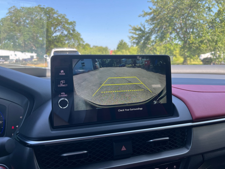 Vehicle image 19 of 35