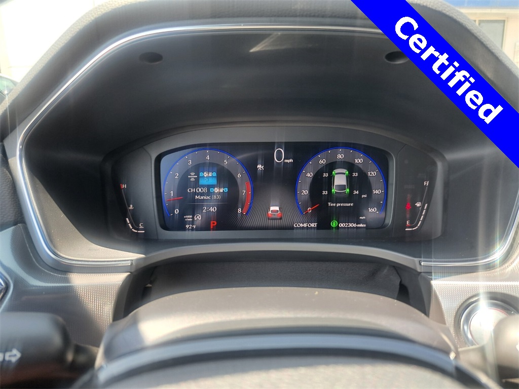 Vehicle image 16 of 28