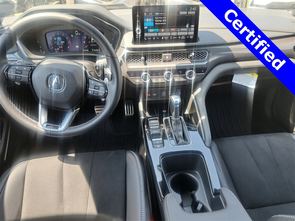Vehicle image 15 of 28