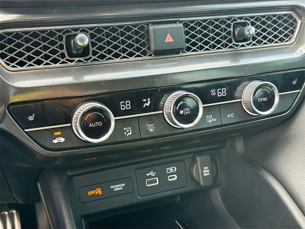 2025 Acura Integra w/A-Spec Technology Package Image 15 of 17