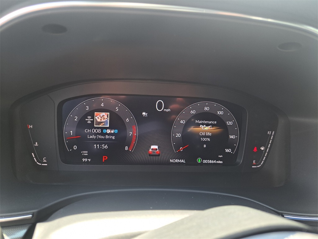Vehicle image 17 of 28