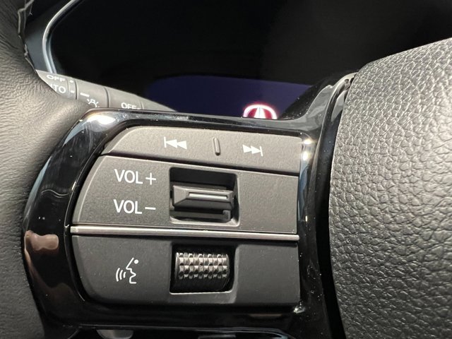 Vehicle image 21 of 37