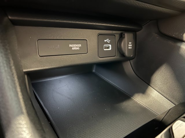 Vehicle image 24 of 37