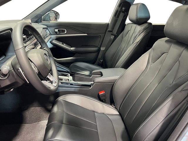 Vehicle image 15 of 37
