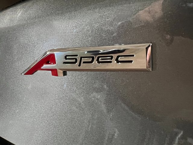 Vehicle image 9 of 37