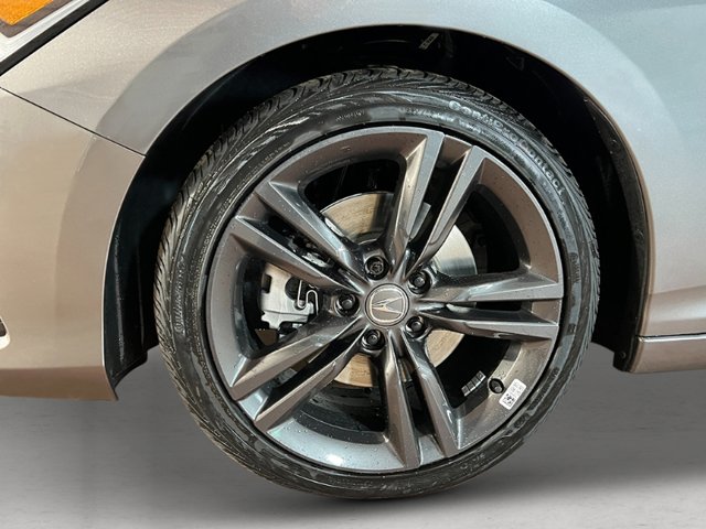 Vehicle image 12 of 37