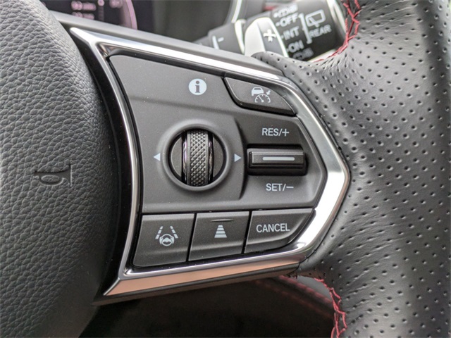 Vehicle image 33 of 38