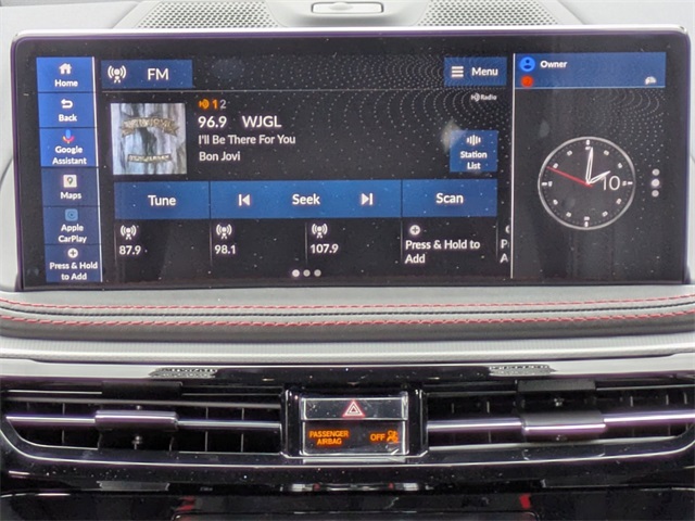 Vehicle image 23 of 38
