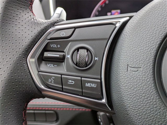 Vehicle image 32 of 38
