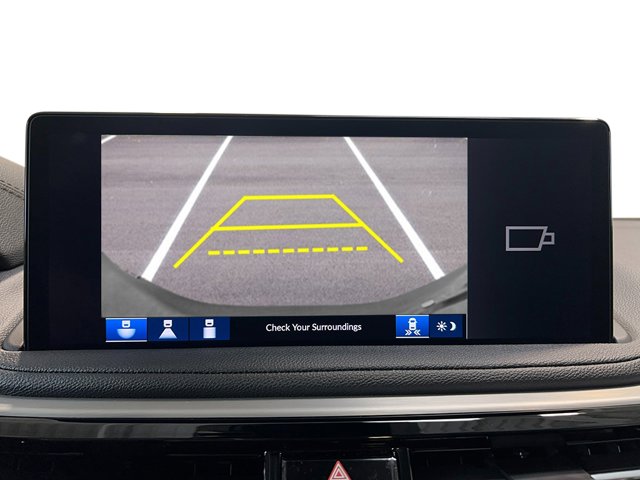 Vehicle image 24 of 39