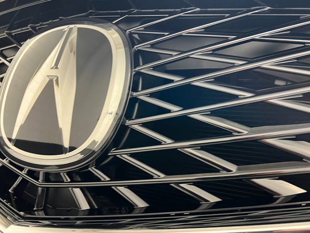 Vehicle image 11 of 39