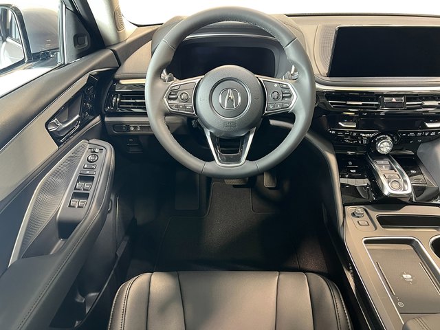 Vehicle image 17 of 39