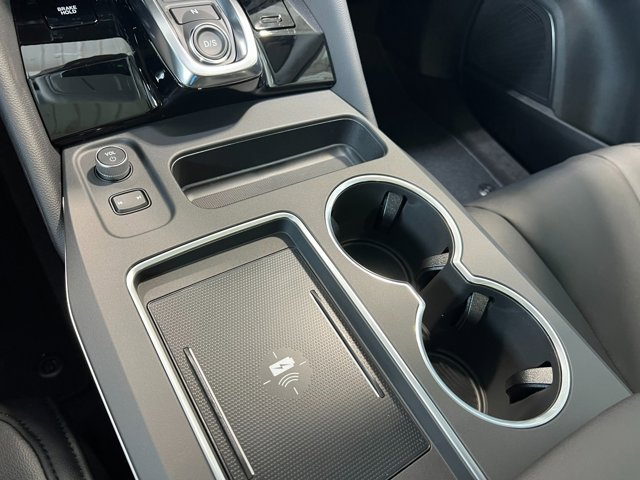 Vehicle image 20 of 39