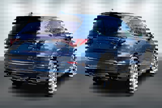 Vehicle image 2 of 20