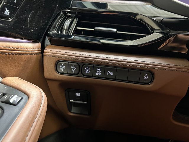 Vehicle image 16 of 39