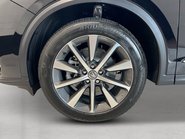 Vehicle image 12 of 40