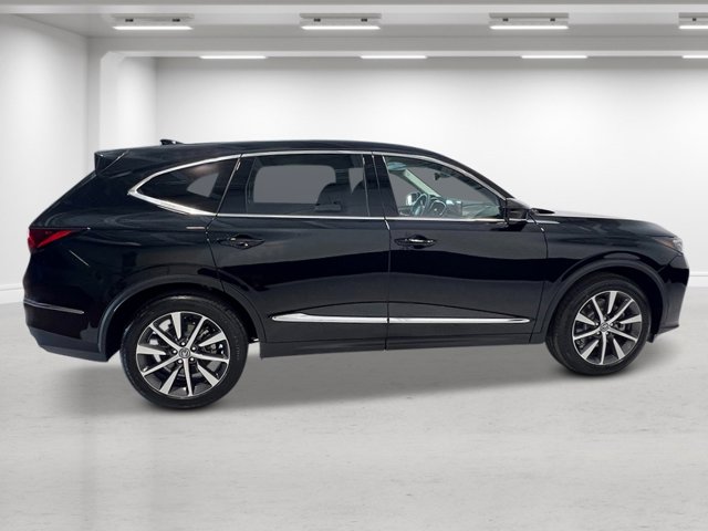 Vehicle image 5 of 40