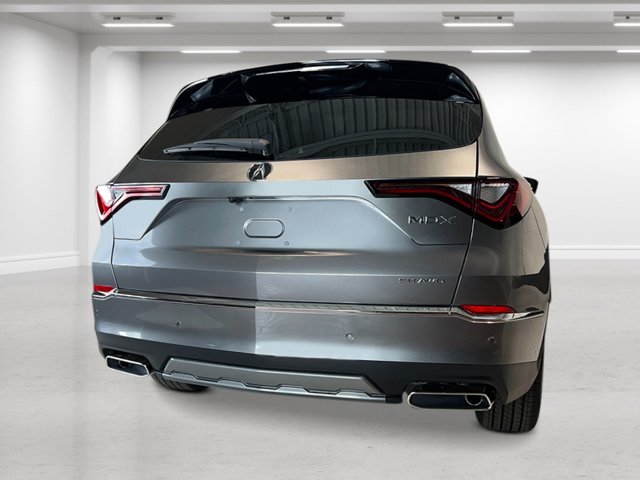 Vehicle image 6 of 40
